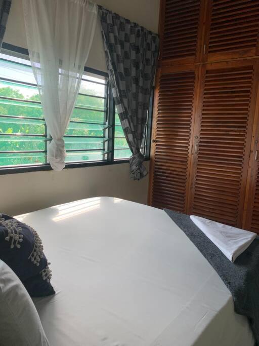 Jambo Diani 1-Bedroom Apartment Close To The Beach Diani Beach Extérieur photo