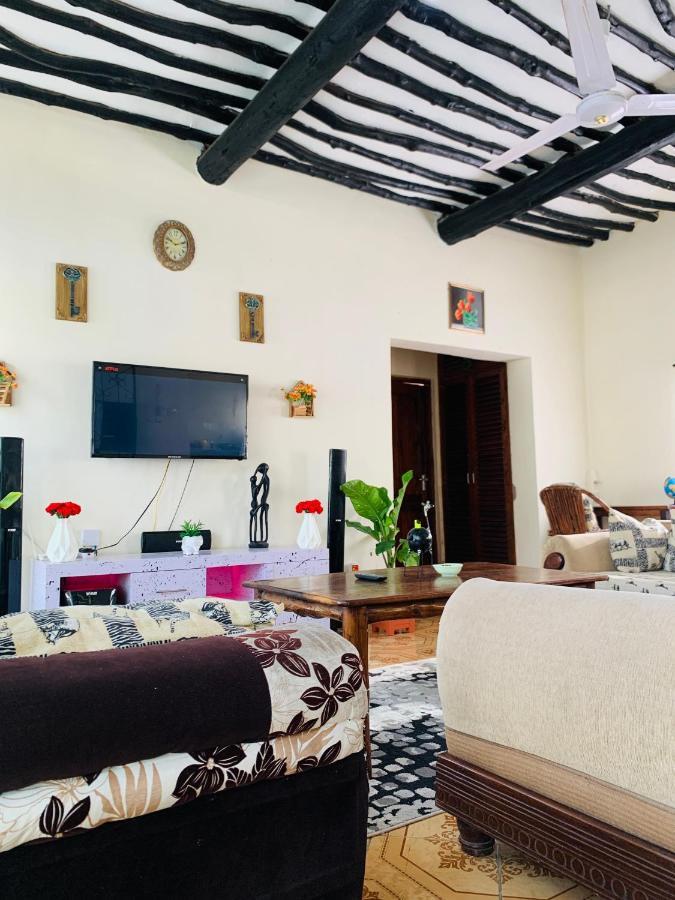 Jambo Diani 1-Bedroom Apartment Close To The Beach Diani Beach Extérieur photo